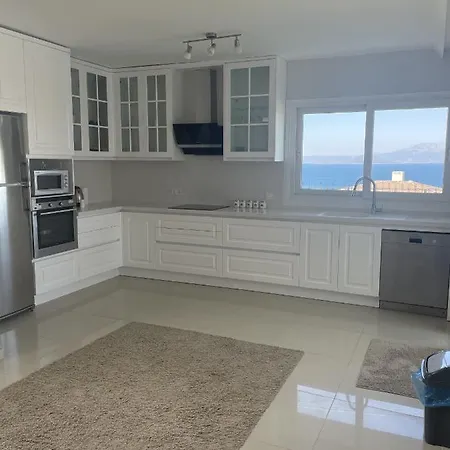 Luxury With Amazing View, بيت للعطل