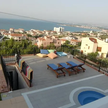 Luxury With Amazing View, بيت للعطل Çeşme