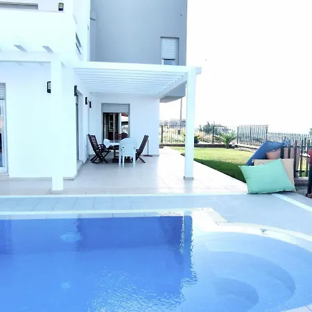 بيت للعطل Luxury With Amazing View, Çeşme