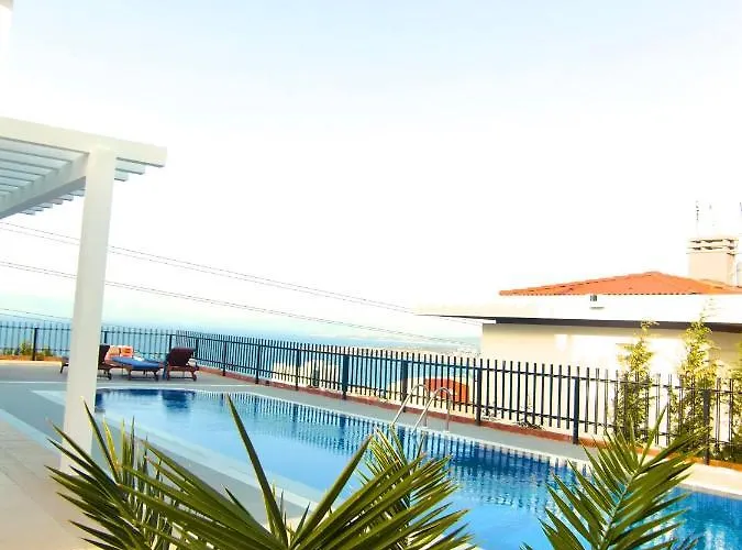 Luxury With Amazing View, 펜션