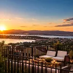 Luxury With Amazing View, Сasa de vacaciones