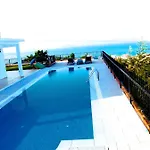 Luxury With Amazing View, Dom wakacyjny *