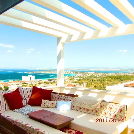 Luxury With Amazing View, Nyaraló